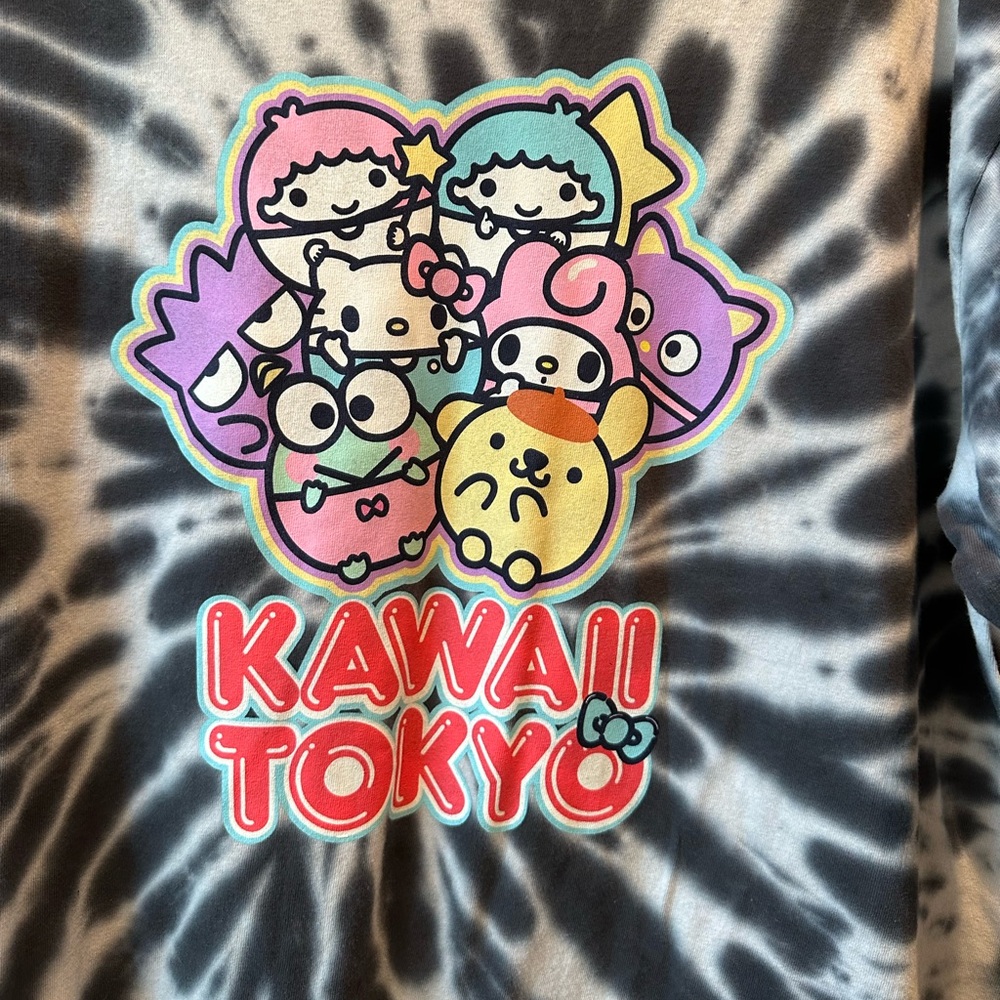 Hello Kitty Tee - Picture 2 of 6